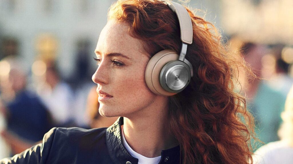 Best noise-canceling headhopns of 2025: airpods, bite, and more.