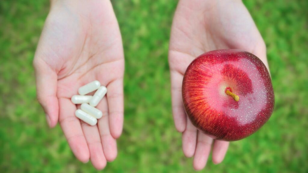 Natural Medicine vs FDA Drugs: Which Should You Use for Your Ailment?